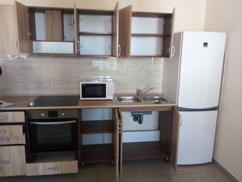 Fecskelakások átadása 28